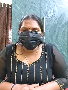 Snapshot of Tamil_uma_69 chatting on 02-19-26, 11:06 Tamil uma 69 online show from 02-19-26, 11:06