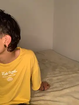 Damn  Love online show from 02-25-26, 05:39