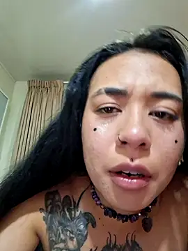 Zafira glow online show from 02-22-26, 01:40