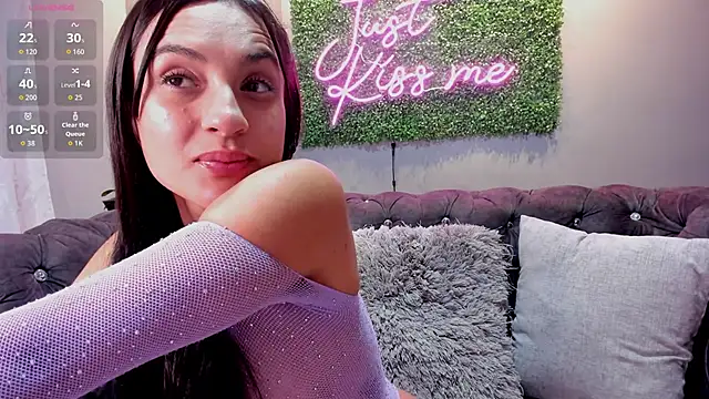 Snapshot of danielebeck chatting on 02-26-26, 09:36 danielebeck online show from 02-26-26, 09:36