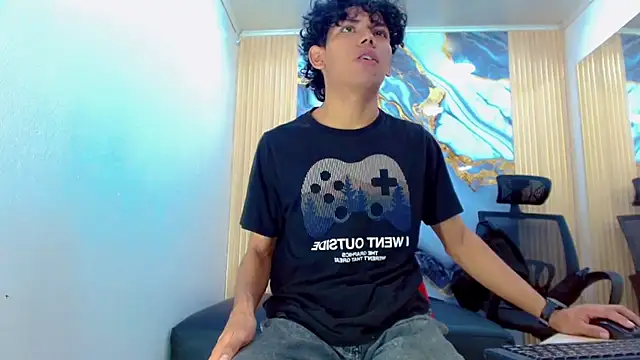 DaviidBuckx  online show from 02-17-26, 02:19