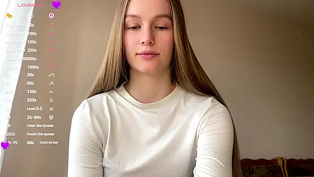 Snapshot of Viktoria_Vibes chatting on 04-22-26, 03:02 Viktoria Vibes online show from 04-22-26, 03:02