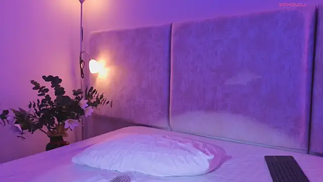 Snapshot of Nioki_ chatting on 04-16-26, 03:18 Nioki online show from 04-16-26, 03:18