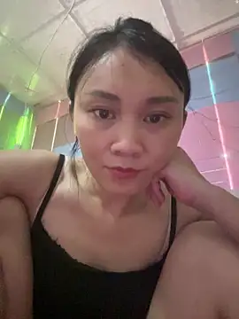 Snapshot of Lucky-baby077 chatting on 03-01-26, 03:19 Lucky-baby077 online show from 03-01-26, 03:19