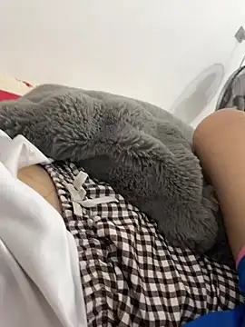 Snapshot of huyenzz chatting on 02-23-26, 02:25 huyenzz online show from 02-23-26, 02:25