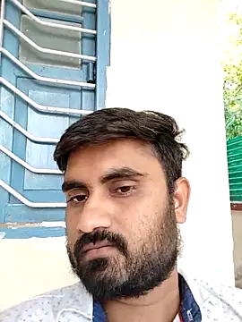 Snapshot of loyalboy_0052 chatting on 04-06-26, 11:33 loyalboy 0052 online show from 04-06-26, 11:33