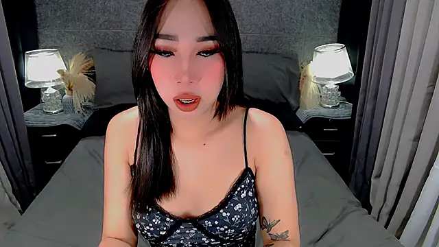 Snapshot of saphira_fucks chatting on 02-28-26, 06:31 saphira fucks online show from 02-28-26, 06:31