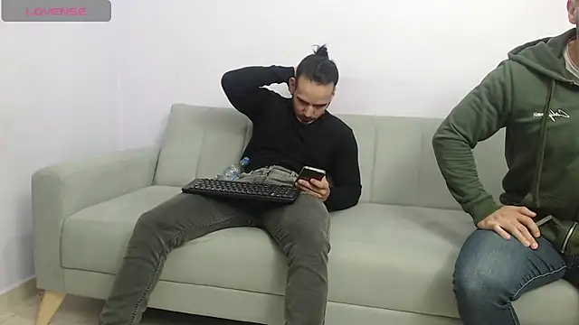 jhustin marcius online show from 12-20-25, 02:24