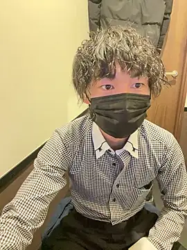 Snapshot of --ha-ru-- chatting on 02-17-26, 11:40 --ha-ru-- online show from 02-17-26, 11:40