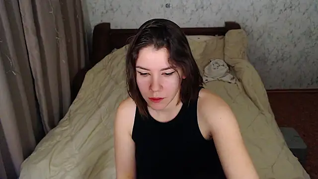 Snapshot of AdelMauds chatting on 02-13-26, 02:57 AdelMauds online show from 02-13-26, 02:57