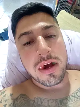 Snapshot of matt1804 chatting on 02-10-26, 06:23 matt1804 online show from 02-10-26, 06:23