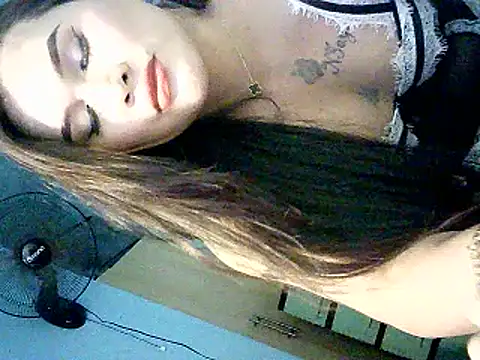 hollynicole online show from 02-23-26, 07:50