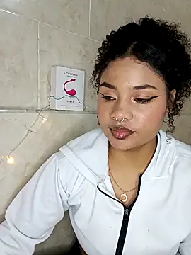 BrianaSweetxxx online show from 03-01-26, 02:57