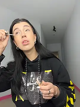 Aurora 404 online show from 04-04-26, 06:44