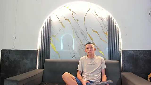 Snapshot of Isaak_26 chatting on 03-13-26, 11:06 Isaak 26 online show from 03-13-26, 11:06