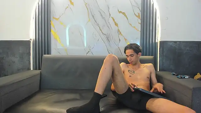 Snapshot of Isaak_26 chatting on 03-13-26, 11:11 Isaak 26 online show from 03-13-26, 11:11