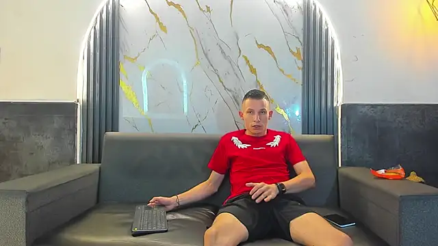 Snapshot of Isaak_26 chatting on 03-16-26, 11:36 Isaak 26 online show from 03-16-26, 11:36