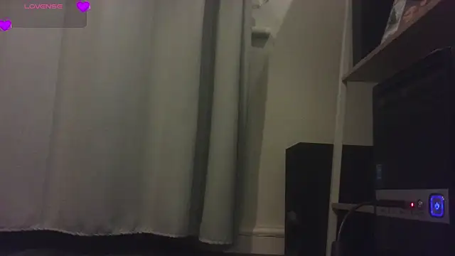 Petite Aurora online show from 03-25-26, 07:42