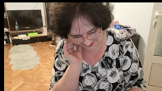 xMaryxAnne online show from 03-11-26, 06:58