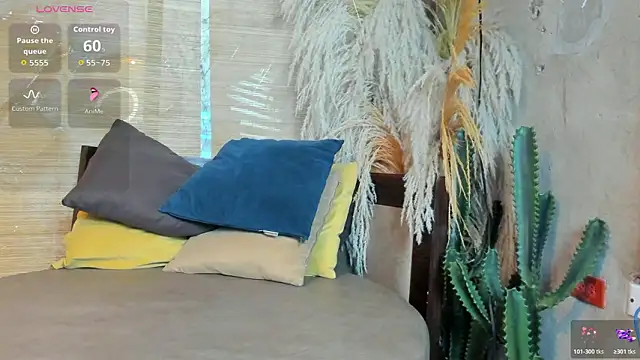 sophieBlair  online show from 03-07-26, 07:11