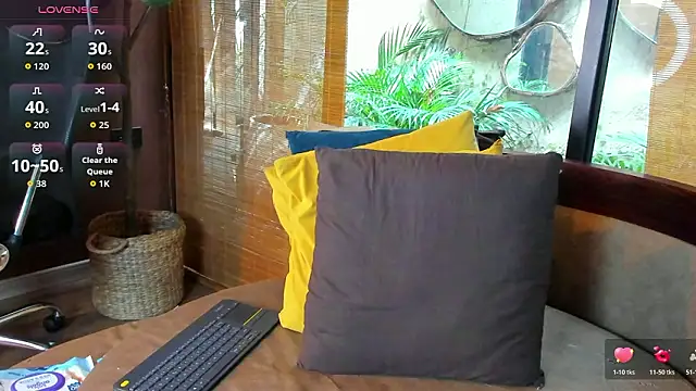 sophieBlair  online show from 03-18-26, 07:17