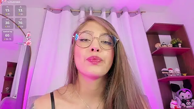 Snapshot of Anny1_ chatting on 05-04-26, 11:34 Anny1 online show from 05-04-26, 11:34