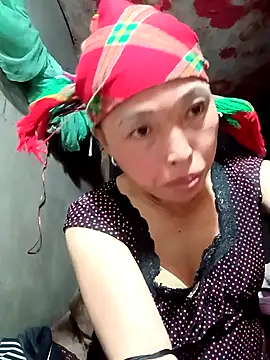 Snapshot of NAINKUTE chatting on 02-15-26, 06:10 NAINKUTE online show from 02-15-26, 06:10