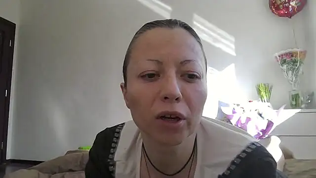 Snapshot of Stefanie_Margo chatting on 05-06-26, 05:35 Stefanie Margo online show from 05-06-26, 05:35