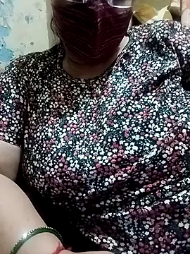 Snapshot of Simran_008 chatting on 03-08-26, 03:49 Simran 008 online show from 03-08-26, 03:49