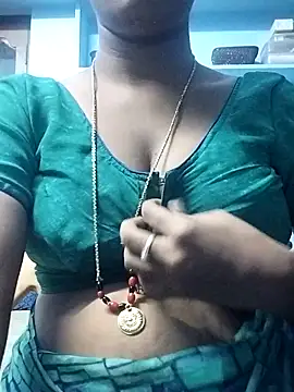 Snapshot of telugusailaja chatting on 05-14-26, 05:42 telugusailaja online show from 05-14-26, 05:42
