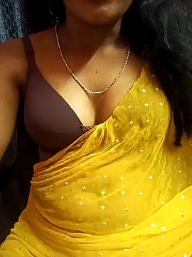 Snapshot of manu_sexy_ chatting on 02-22-26, 05:33 manu sexy online show from 02-22-26, 05:33