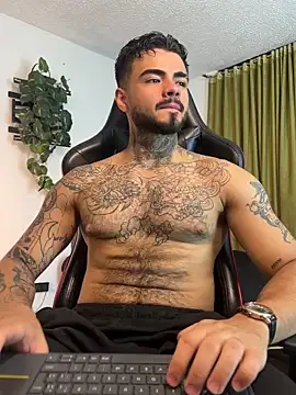 Snapshot of Benjii_Carter1 chatting on 06-27-26, 12:37 Benjii Carter1 online show from 06-27-26, 12:37