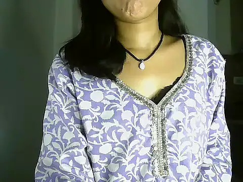 Snapshot of Sweety_cream chatting on 02-14-26, 11:07 Sweety cream online show from 02-14-26, 11:07