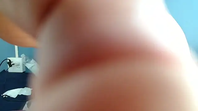 Sweet-Bella17 online show from 03-24-26, 11:26