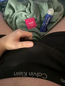 Snapshot of Thomascrtz chatting on 02-17-26, 09:10 Thomascrtz online show from 02-17-26, 09:10