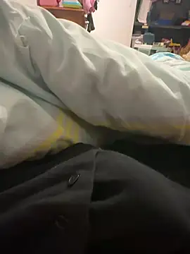 Snapshot of Thomascrtz chatting on 02-22-26, 12:34 Thomascrtz online show from 02-22-26, 12:34