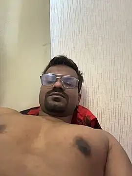 Snapshot of bhagihero chatting on 06-09-26, 08:37 bhagihero online show from 06-09-26, 08:37
