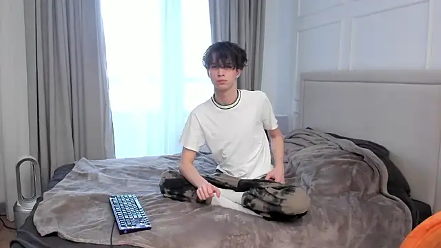 Ur NextDoor Boy online show from 03-02-26, 07:15