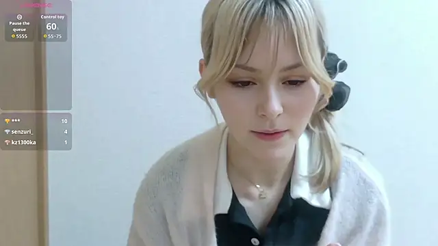 Snapshot of e_ri_ka93 chatting on 07-01-26, 01:24 e ri ka93 online show from 07-01-26, 01:24