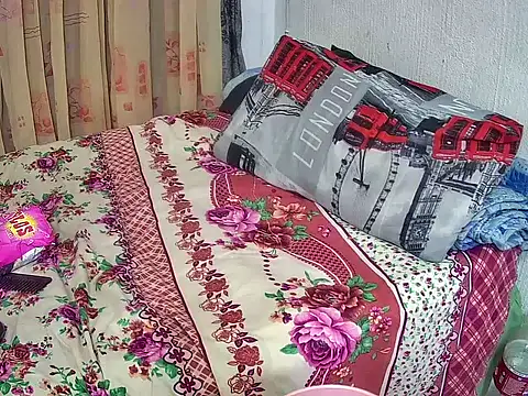 Snapshot of BlackBeauty2002 chatting on 02-16-26, 08:27 BlackBeauty2002 online show from 02-16-26, 08:27