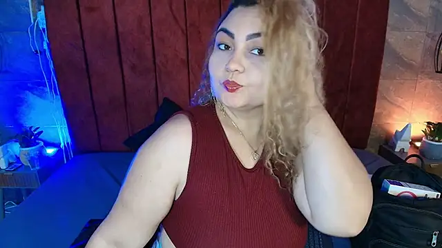 Snapshot of Amaraa_Silk chatting on 02-28-26, 04:24 Amaraa Silk online show from 02-28-26, 04:24