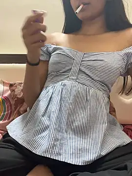 Cute-Nikki69 online show from 02-17-26, 11:11