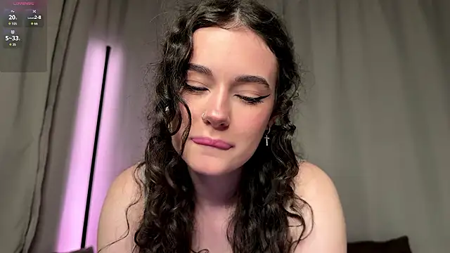 Moonfaairy online show from 03-26-26, 07:19