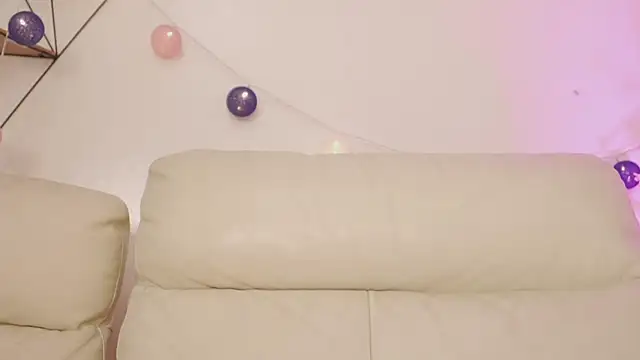 Snapshot of Shopie_Colucci chatting on 02-21-26, 10:49 Shopie Colucci online show from 02-21-26, 10:49