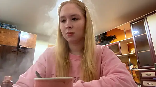 Snapshot of RoseBakeer chatting on 02-16-26, 05:53 RoseBakeer online show from 02-16-26, 05:53