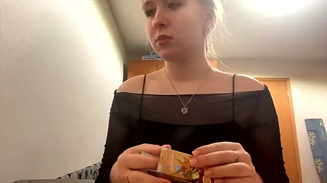 Snapshot of RoseBakeer chatting on 02-20-26, 07:36 RoseBakeer online show from 02-20-26, 07:36