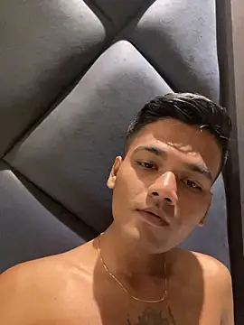 Dazzling dude online show from 03-20-26, 08:46