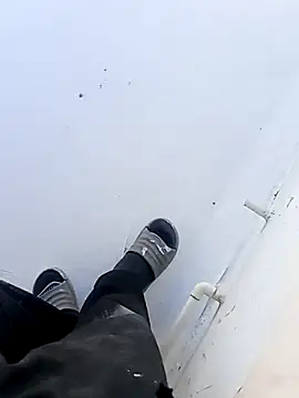 Snapshot of fercheyy chatting on 02-12-26, 06:03 fercheyy online show from 02-12-26, 06:03