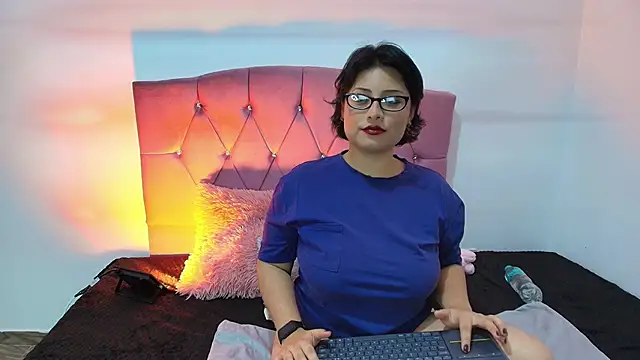 Angelic 17 online show from 02-17-26, 12:40