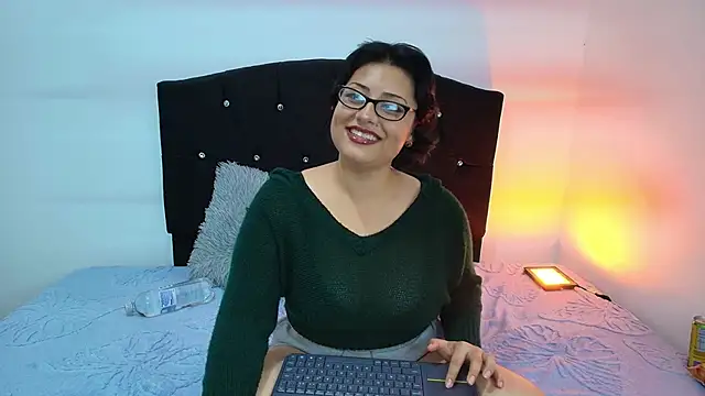 Angelic 17 online show from 02-22-26, 12:45